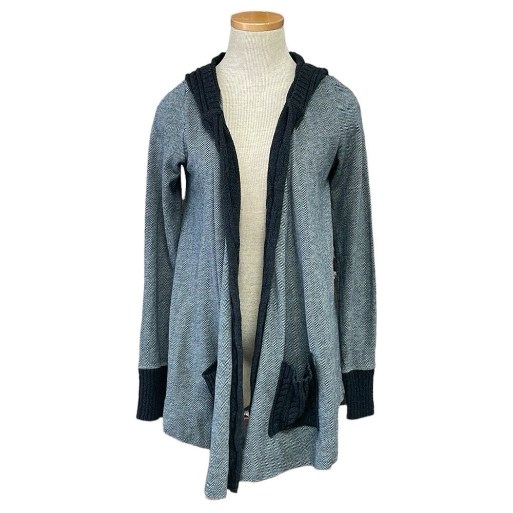 Anthropologie Vanessa Virginia Cardigan Women's M Medium Grey Knit Sweater